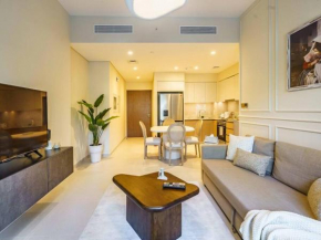 Sophisticated 2BR in Unbeatable Downtown Location
